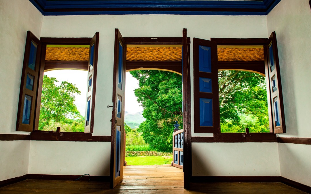 Waarom zwart deurbeslag een noodzaak is voor elk interieur