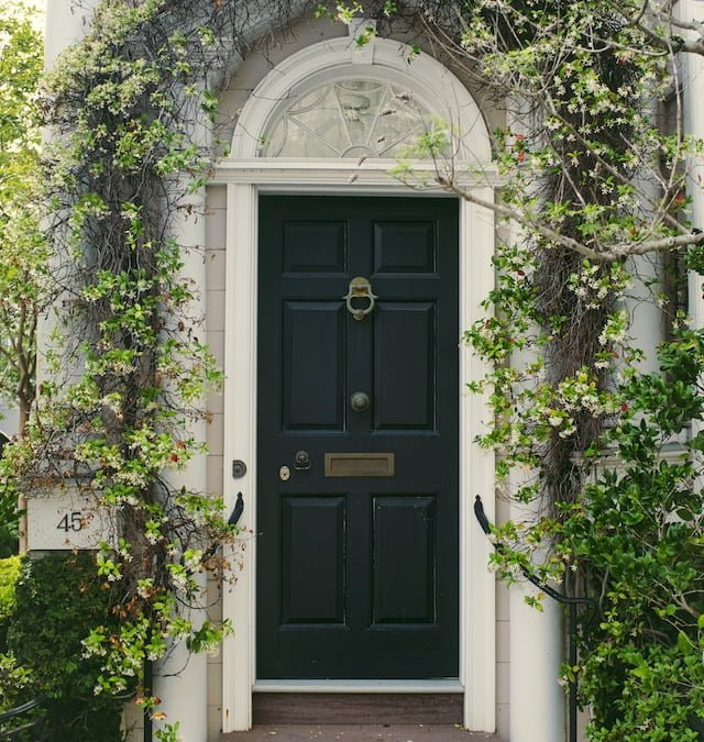 Natuurlijke Schoonheid: De Magie van een Prachtige Buitendeur