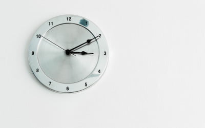 Wandklokken: Tijdloze Stijl en Functionaliteit voor Je Interieur