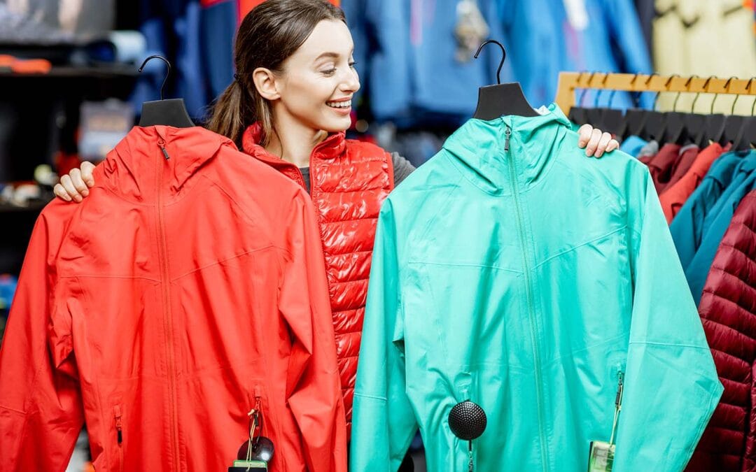 Stijlvol en warm het seizoen door jassen te combineren met je outfit
